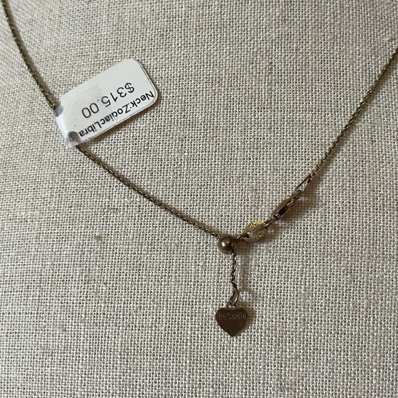 NWT La Soula Libra necklace - Picture 3 of 4